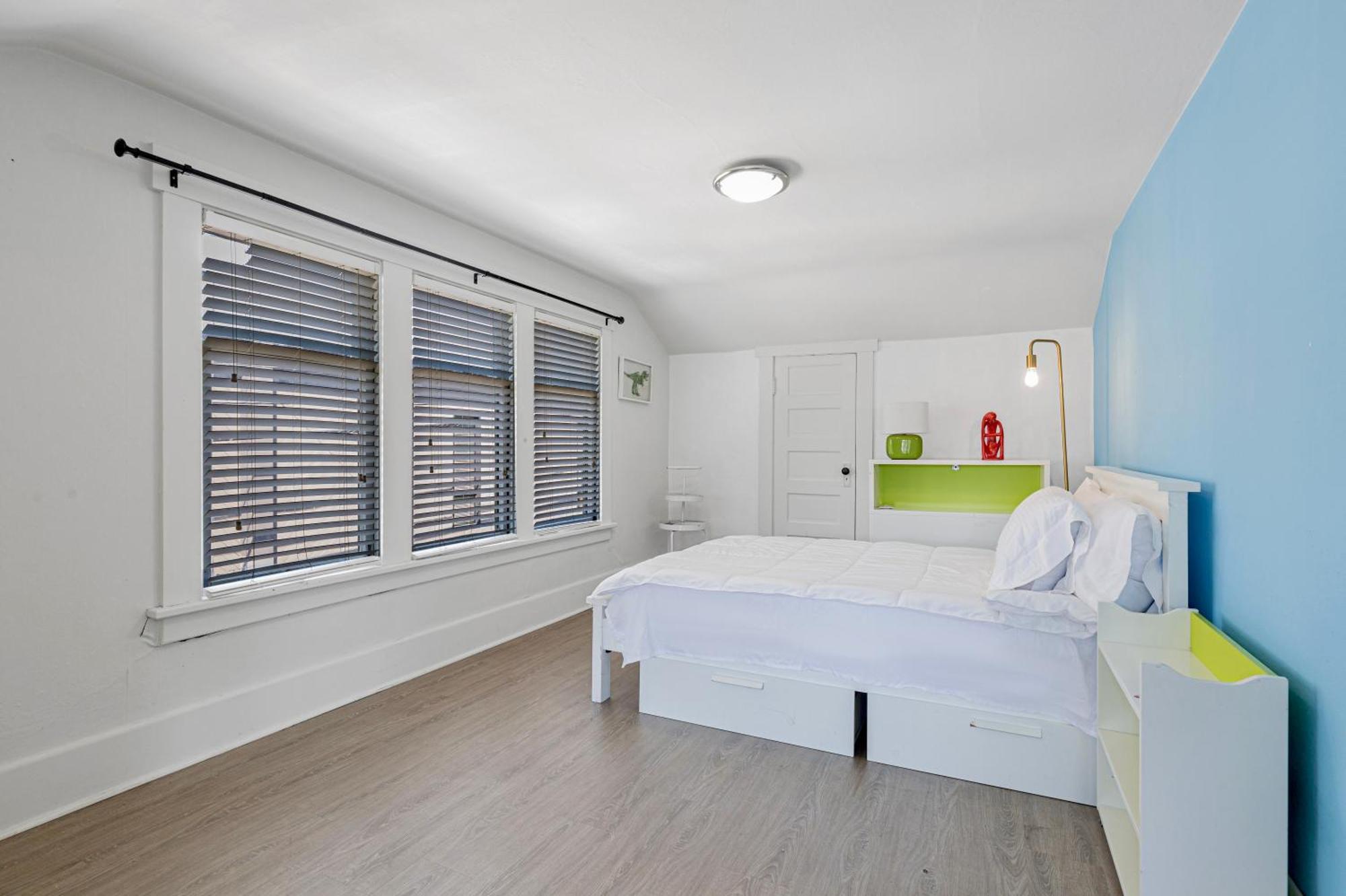Vintage 3 Bedroom Home In Prime Eastlake Seattle With Private Parking מראה חיצוני תמונה