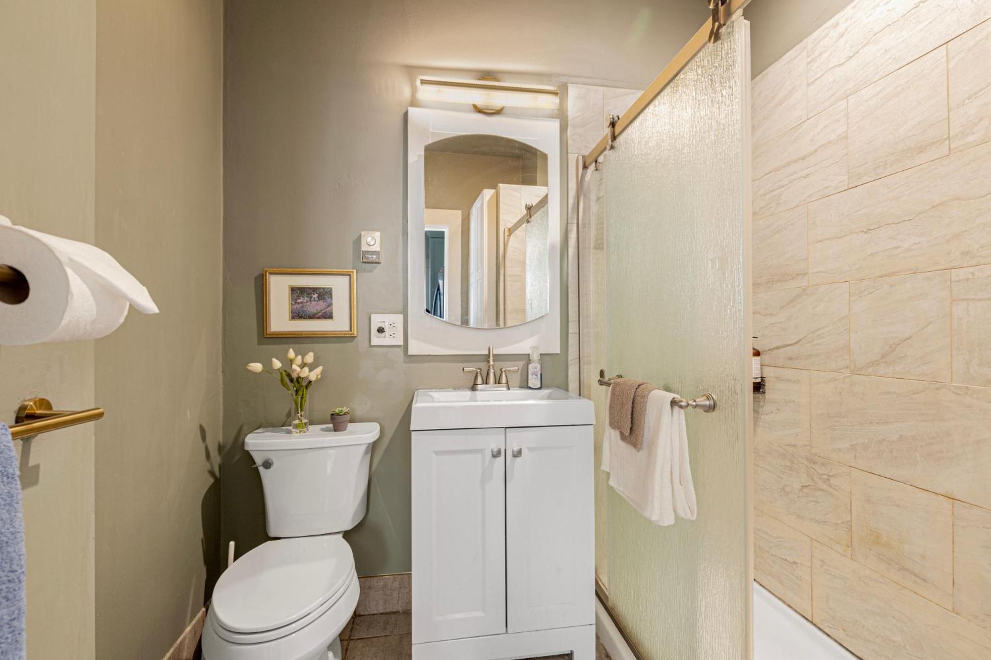 Vintage 3 Bedroom Home In Prime Eastlake Seattle With Private Parking מראה חיצוני תמונה
